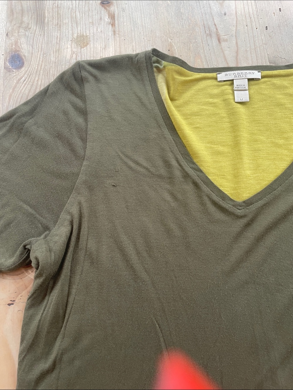 Burberry Luxury Olive Green Layered V-Neck Designer Shortsleeve Top- Medium - Picture 6 of 7